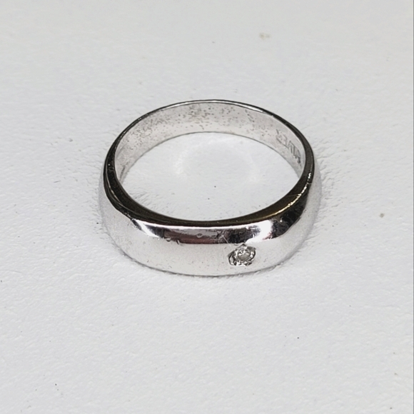 CZ Diamond Solitaire Band Ring 925 Sterling Silver Size 5 - Picture 1 of 7
